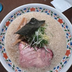 背脂地鶏中華そば（塩）