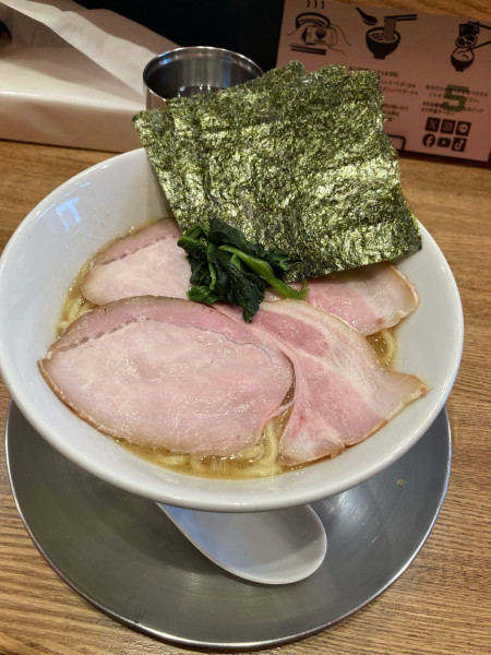 「なま醤油とんこつ・中盛り（１０３０円）」@なま醤油とんこつ フルスイングの写真