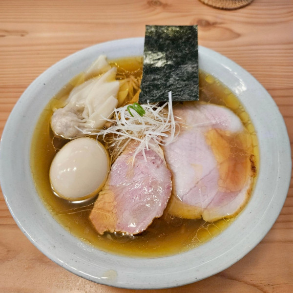 醤油1200円＋味玉肉雲呑300円＋メンマごはん400円