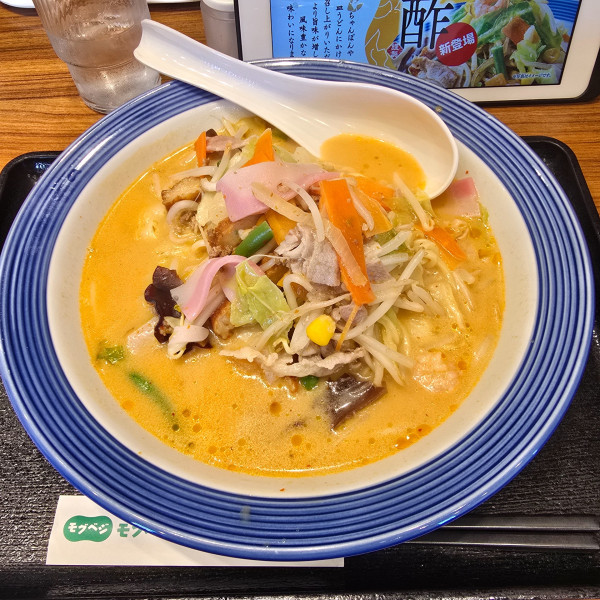 「ピリ辛ちゃんぽん」@長崎ちゃんぽん リンガーハット 足立西新井店の写真