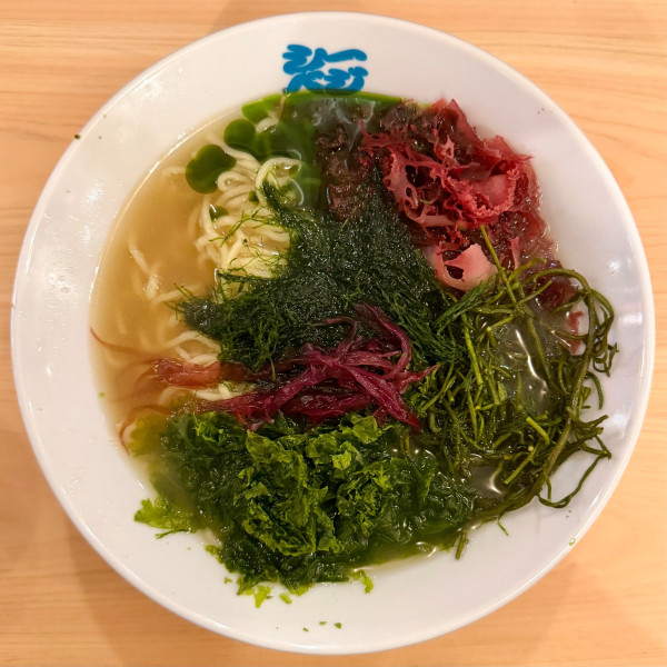 「海藻ラーメン 特製セット」@シーベジスタンドの写真