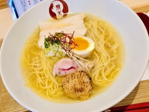 「鶏承軍鶏拉麺」@軍鶏拉麺 飛天の写真