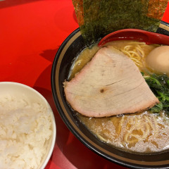 横濱家系ラーメン 裏川島家の画像