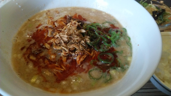 「特製坦々麺 950円」@中国菜館 志苑 本店の写真