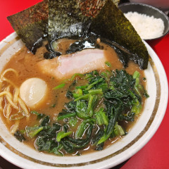 家系ラーメン王道家直伝 との丸家 香取店の画像