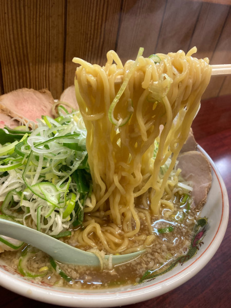 「チャーシューメン1780円中盛60円ネギ増し110円」@関越ラーメン 仙龍の写真