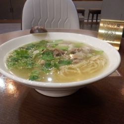 清湯羊肉面