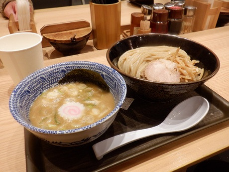 「つけめん　小盛」@舎鈴 アトレ川崎店の写真