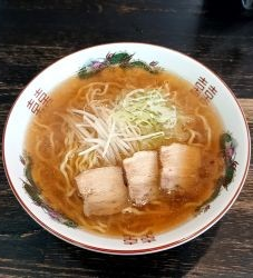 「屋台風しょうゆラーメン」@らーめん大學 福市店の写真