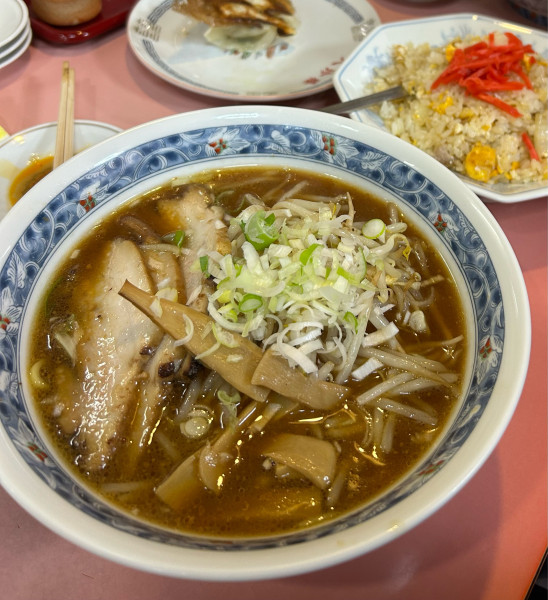 「チャーシュー麺 炒飯」@八珍楼の写真