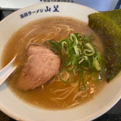 長浜ラーメン＋替え玉＋辛子高菜