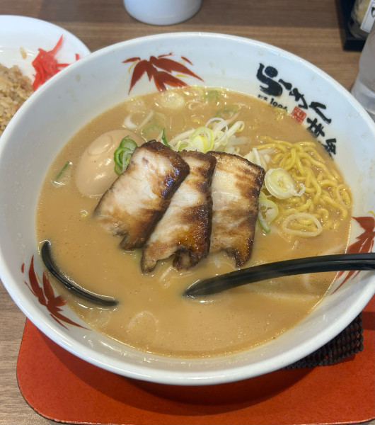 「こってりラーメン」@らーめん世界 富山インター店の写真