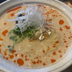 特製・桜エビのクリーミー担々麺：1100円