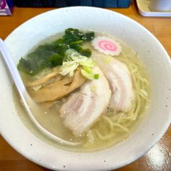 塩ラーメン(680¥)