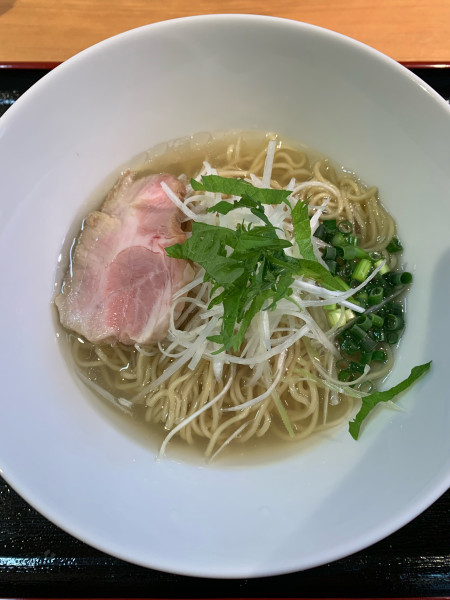 「1.牛骨塩ラーメン」@七壱ラーメン 牛骨塩の写真