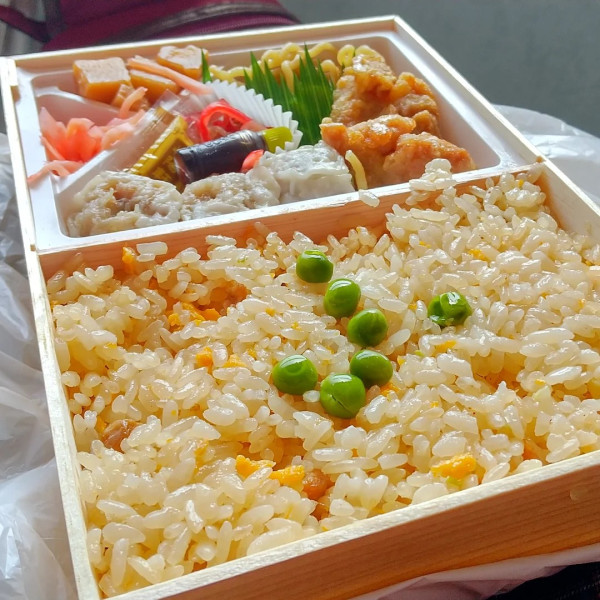 「#炒飯弁当 #1130円」@崎陽軒 戸越銀座店の写真
