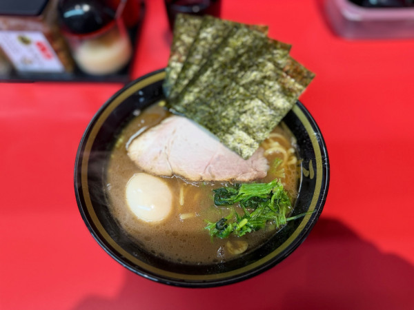 「味玉ラーメン(並) 1050円[税込]」@一匠の写真