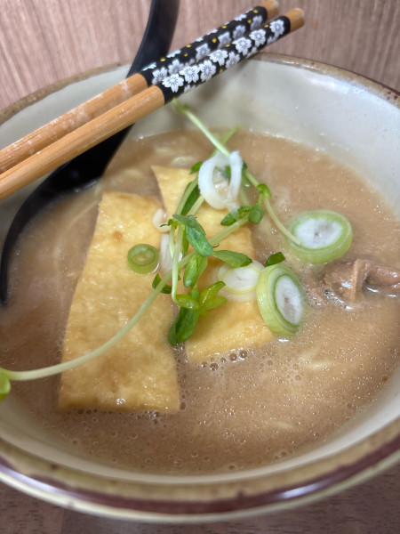 「ワンコインラーメン」@バル喫茶 みーとあっぷの写真