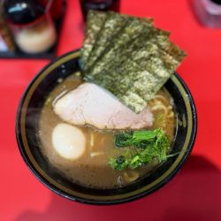 味玉ラーメン(並) 1050円[税込]