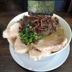 チャーシュー麺　キクラゲ