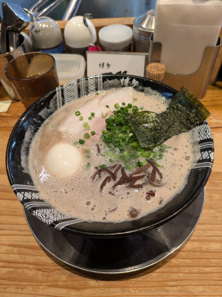 「味玉ラーメン」@博多一双 祇園店の写真