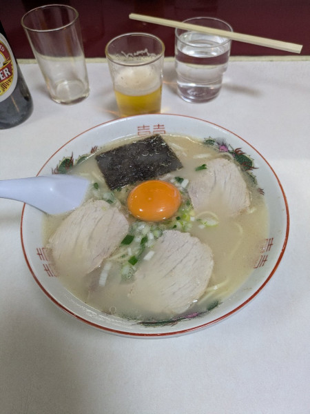 「玉子入りラーメン」@駅前ラーメン ビッグワンの写真
