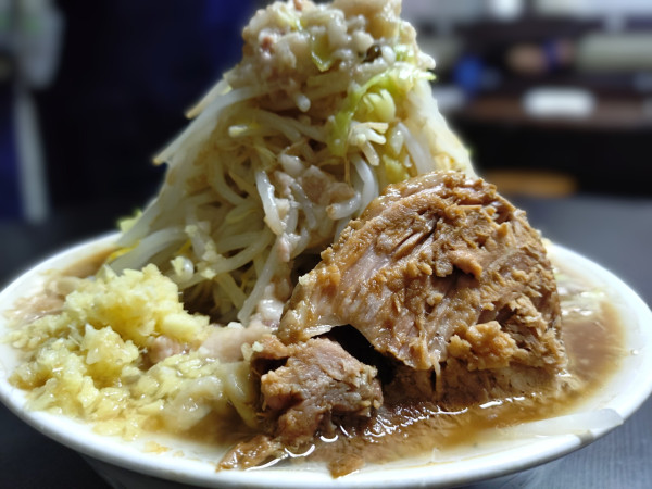 「ラーメン、全部（ヤサイ・ニンニク・生姜・アブラ・火の粉）」@自家製麺 まさき（非乳化） 2号店の写真