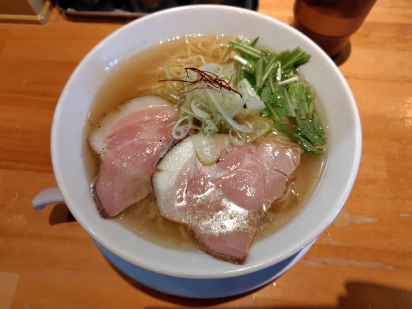 「鰹節香る牛骨らーめん1100円（この日限定）」@麺家 たけ田の写真