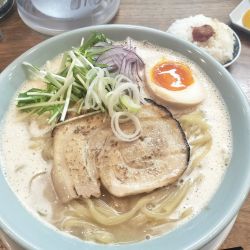 鶏白湯ラーメンダイブめしセット