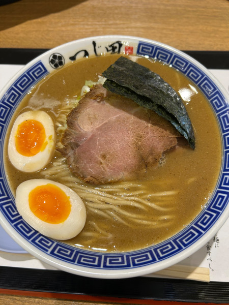「濃厚特製らーめん　麺大盛」@つじ田 ららぽーと湘南平塚店の写真