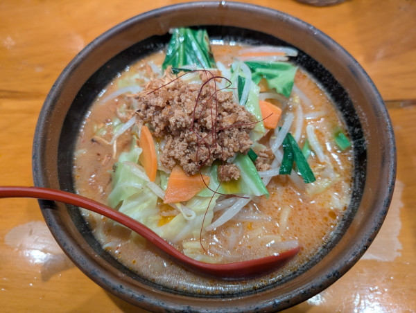 「辛味噌野菜らーめん」@麺場 田所商店 川口店の写真