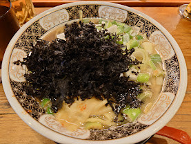 「すごい煮干しラーメン 中盛り + 岩のり 駒ねぎ」@ラーメン凪 大宮店の写真