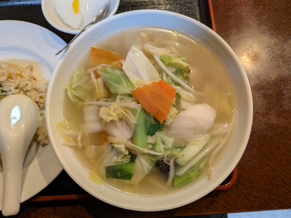 「野菜そば＋チャーハンセット：850円」@盛興園の写真