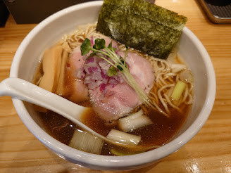 「炭火焼鯵煮干し中華そば」@煮干中華そば 無双の写真