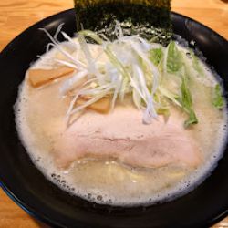 濃厚塩らーめん