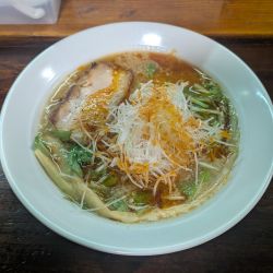 辛いラーメン（大盛り）730+130円