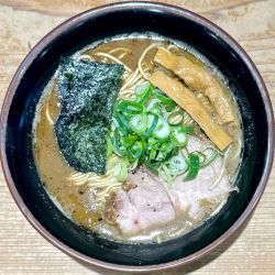 ★＜季節限定＞濃厚ブラック🍜¥1,400