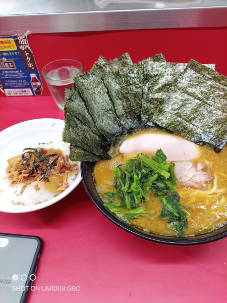 「ラーメン+海苔増し+まぶし」@ラーメン杉田家の写真